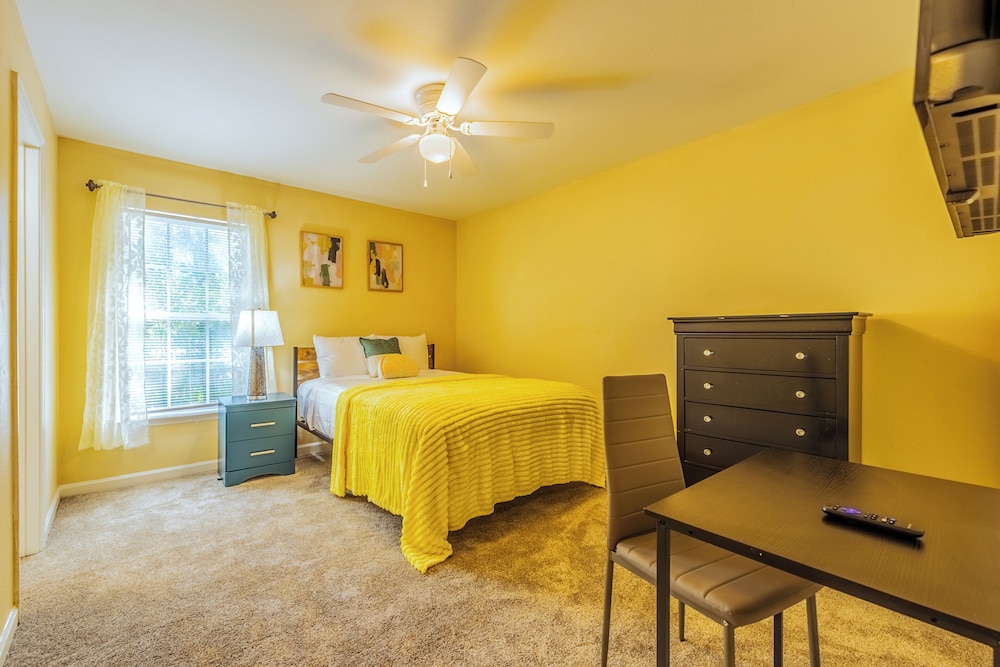 4 Mi to FSU & 5 Mi to Famu: Wfh-friendly Hub