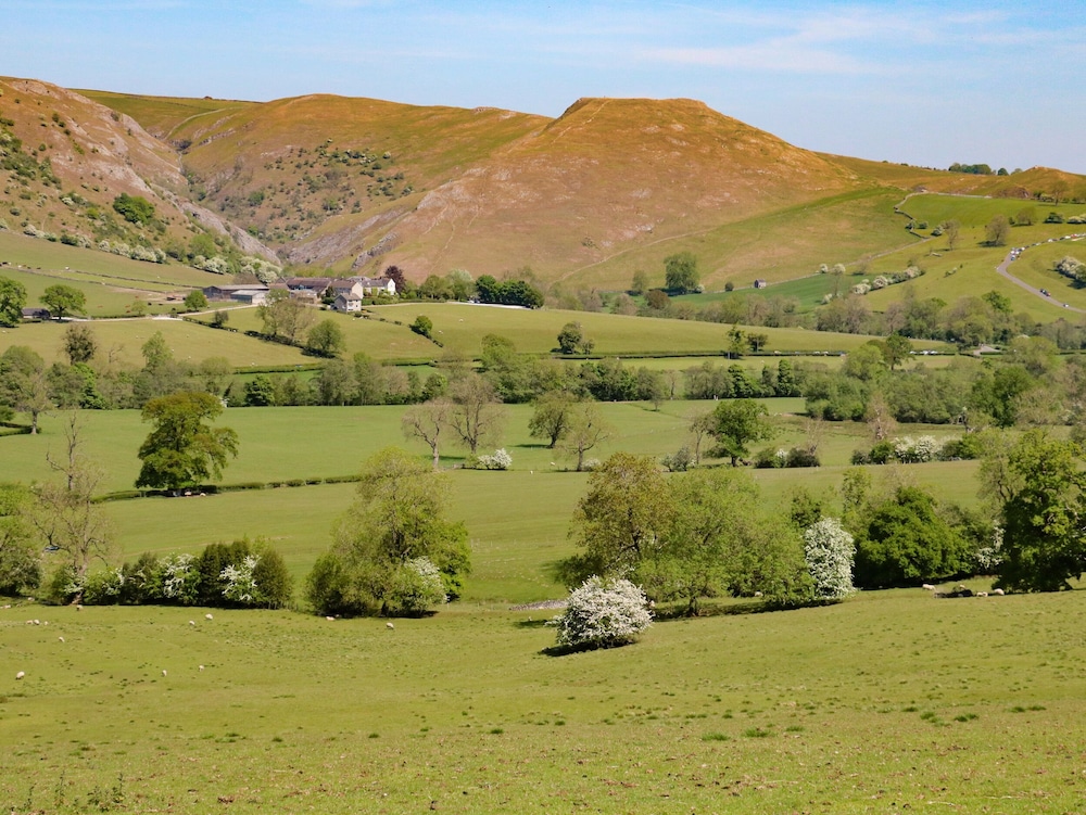 Dovedale
