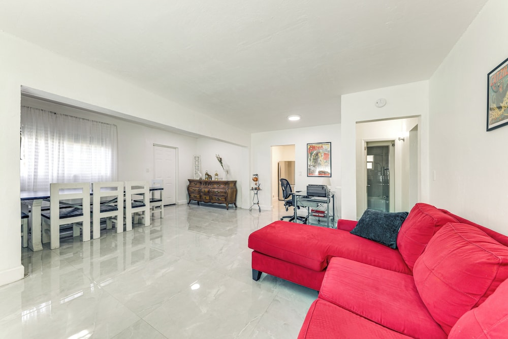4 Mi to Ft Lauderdale Beach: Wfh-friendly Home!