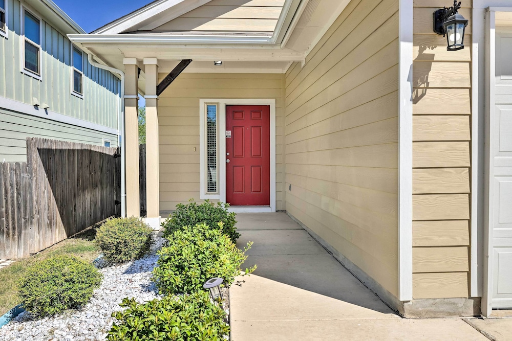 Family Home w/ Fenced Yard in Austin Suburbs!