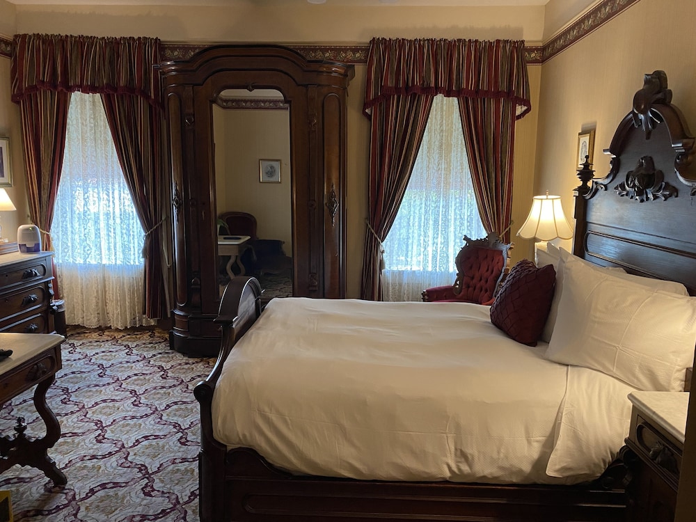 Atlantic Hotel