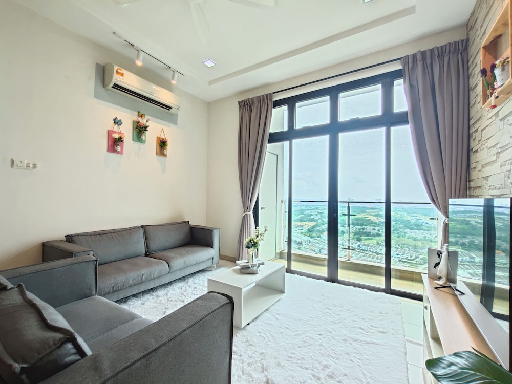 Kempas Dsummit Residences by Antlerzone