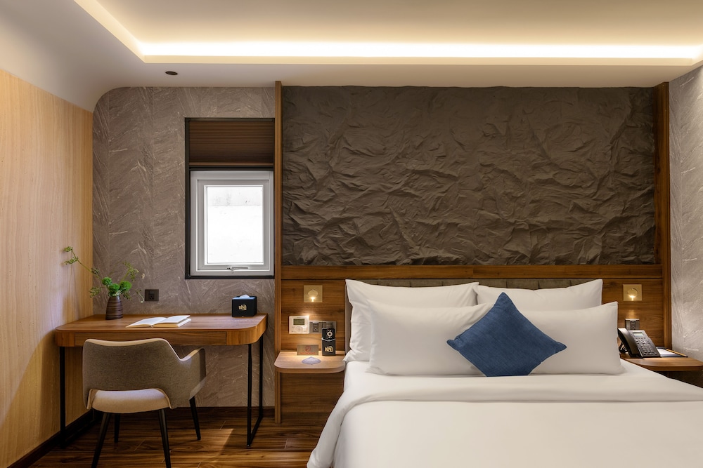 Kin Hotel Thai Van Lung 3