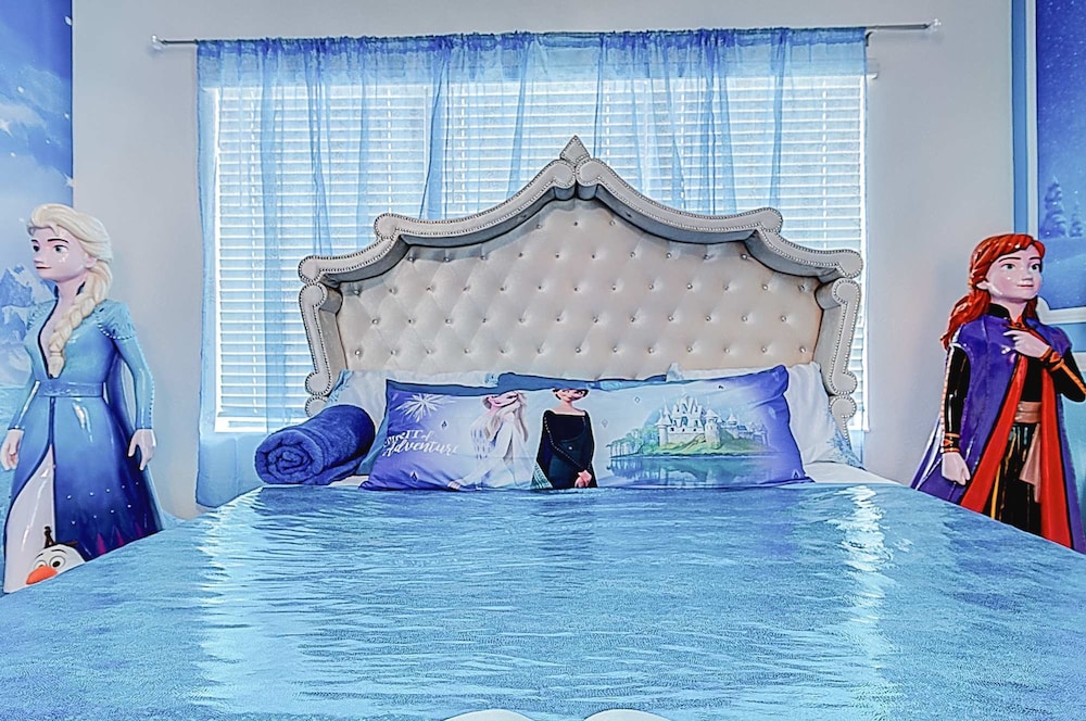5893 Family Fun Home With Pool Near Theme Parks