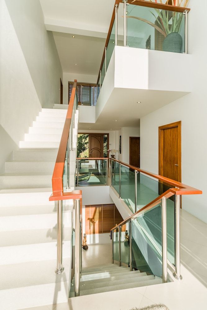 Villa Tasanee