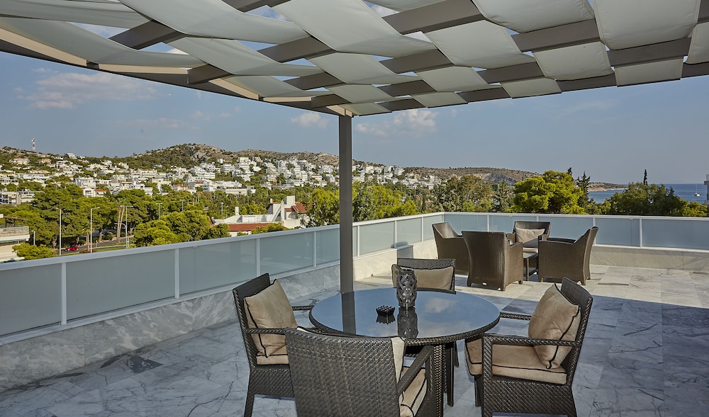 Athenian Riviera Hotel & Suites 28