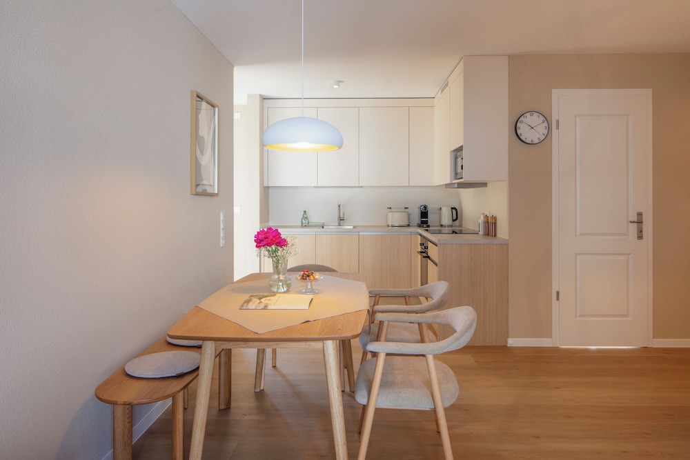 Adler Apartments
