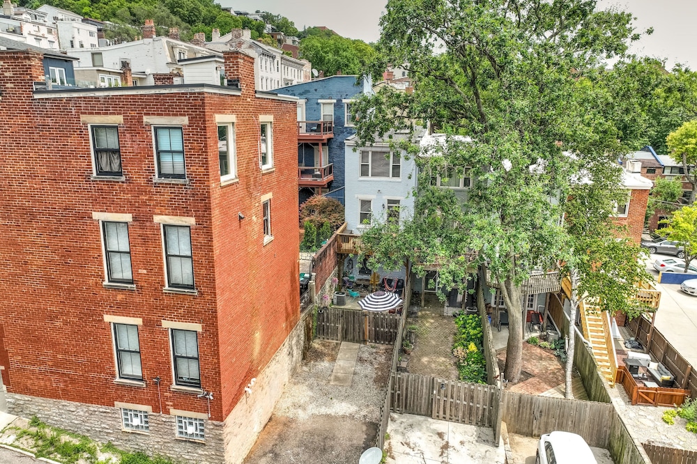 Mansfield Modern Oasis view 2