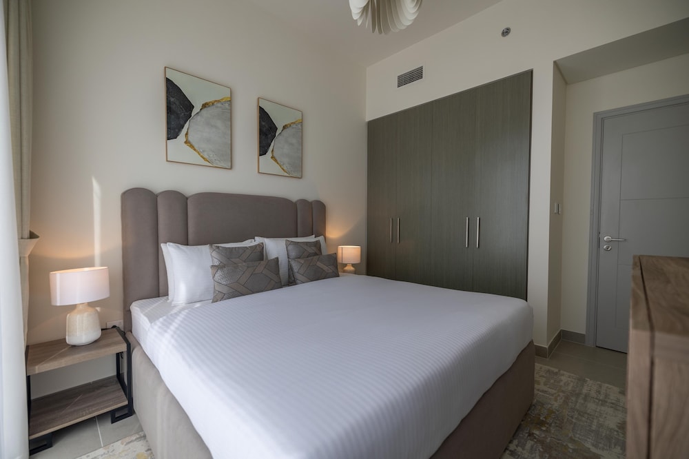 HomesGetaway-Luxury1BR in Forte Downtown