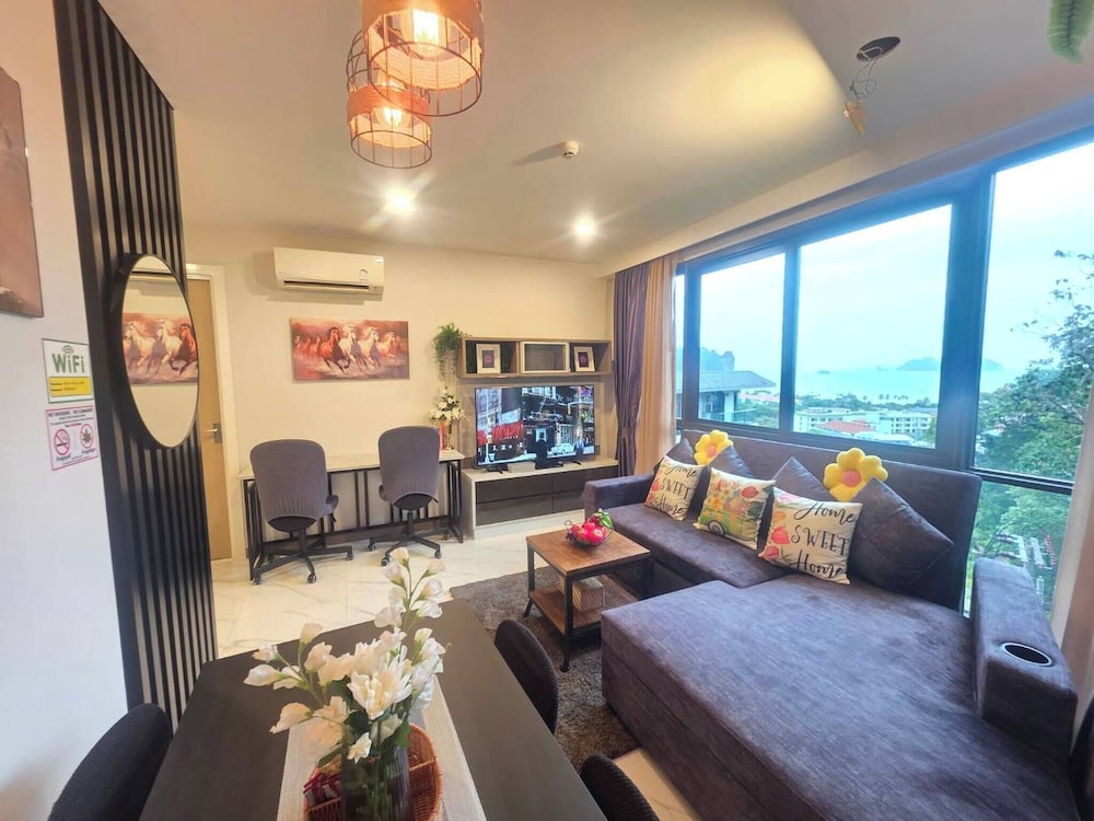 Room-a305 - 1 Bdr Condo With Sea View, A