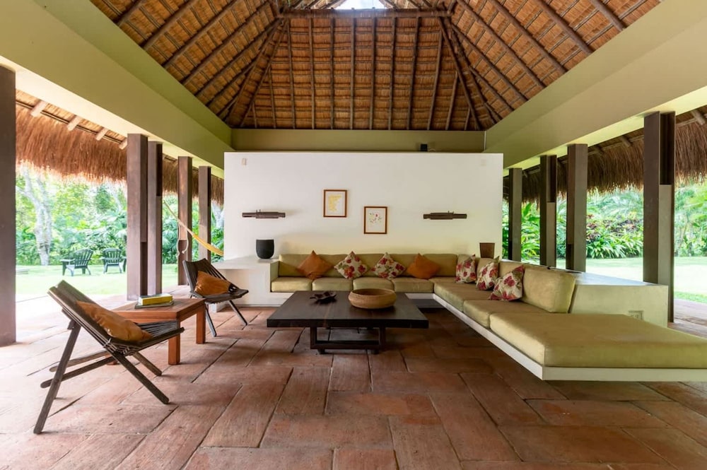 Atonishing 5BR Villa at Mesa de Yeguas