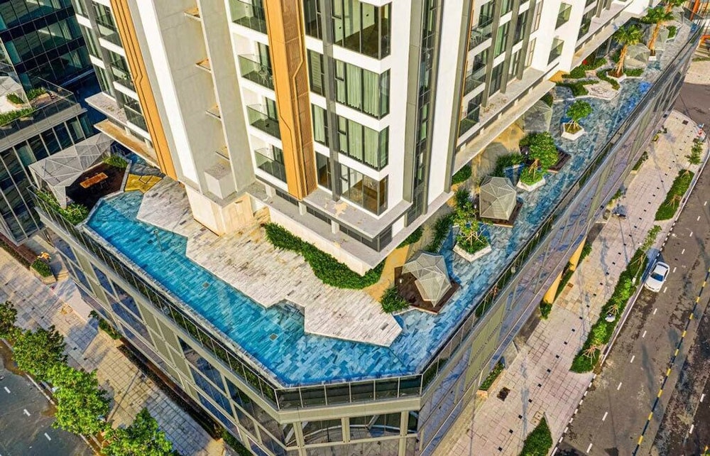 Metropole The Crest Thu Thiem Apartment