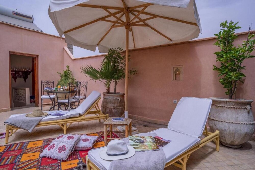 "room in Guest Room - Riad Lakouas-benjoin Room"