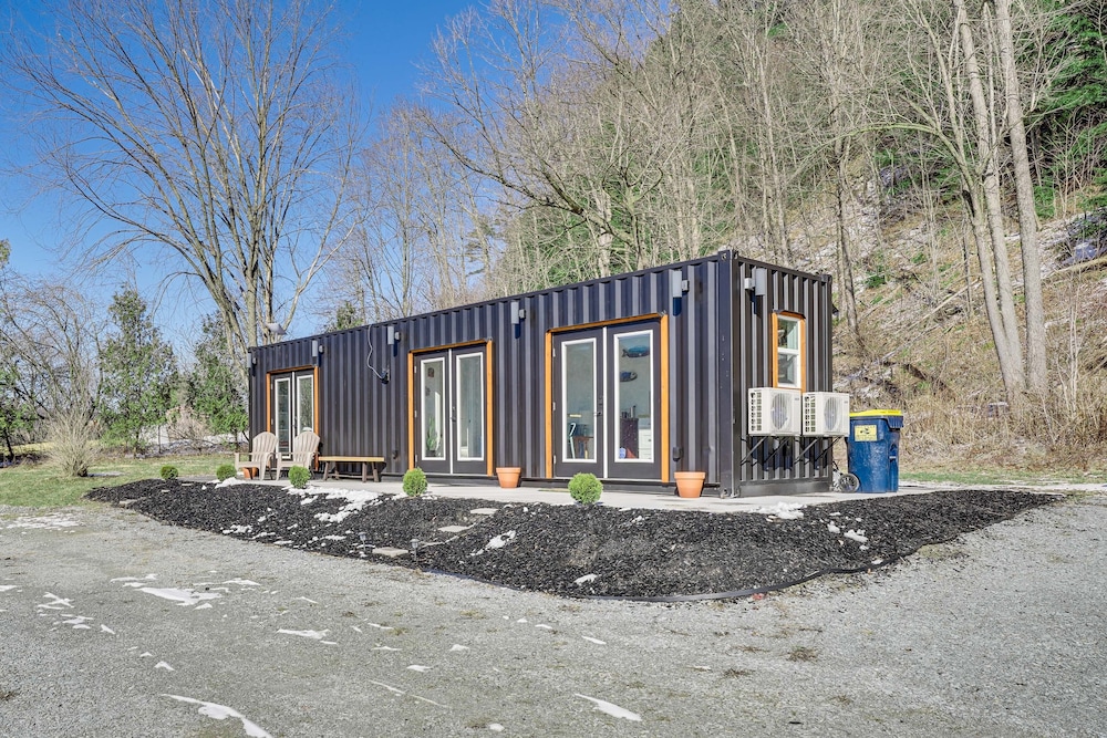 'zen Box' Tranquil Vermont Escape w/ Lake Views! view 3