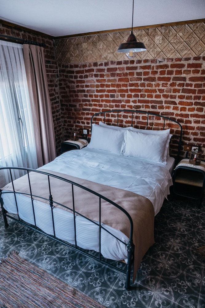 ALAZ URLA ROOMS