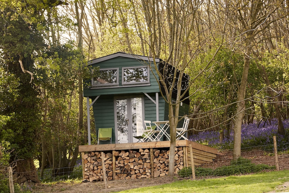 Rye Vacations - Extraordinary Huts - Property Image 1