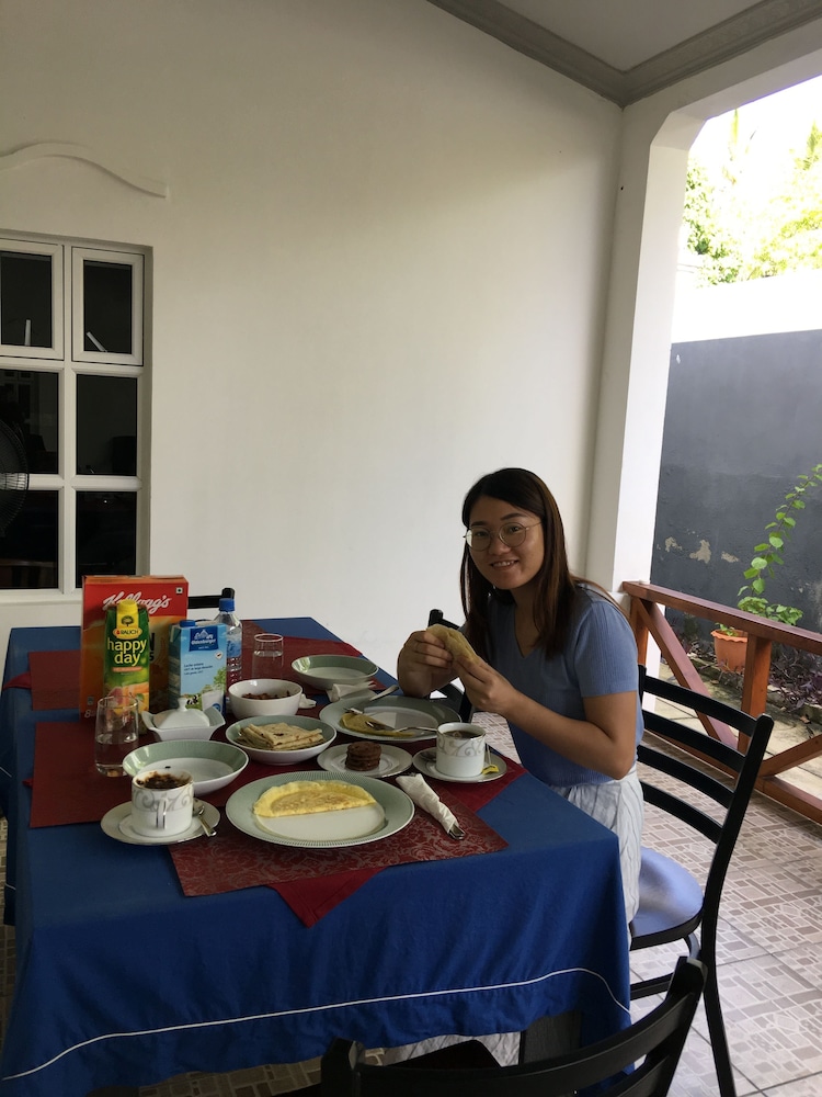 Equator HomeStay