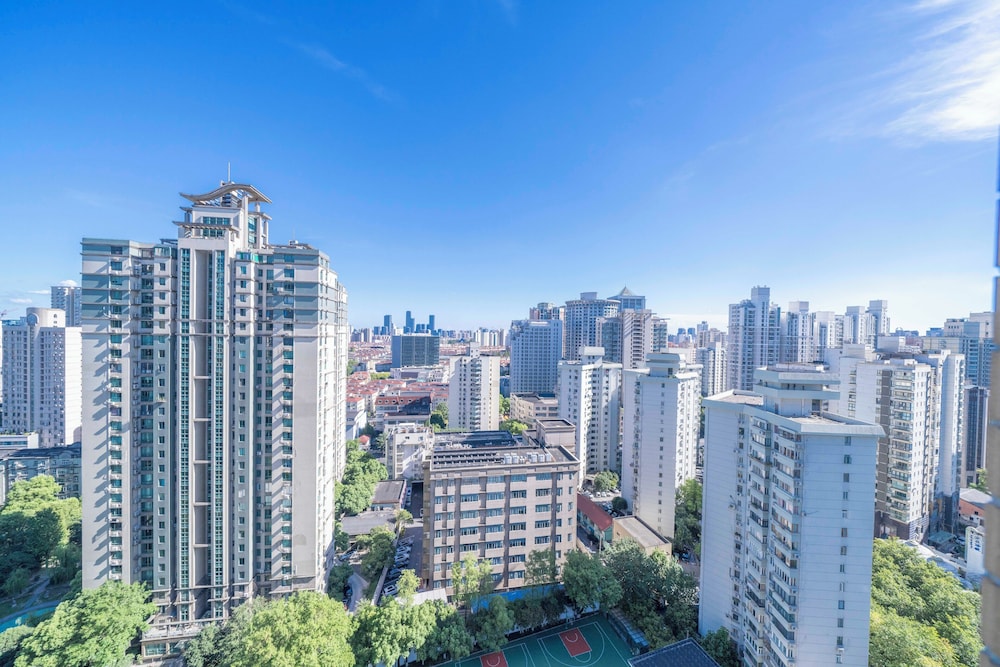 Tyms Bright 2BR 1BA Apt Yongxin Century