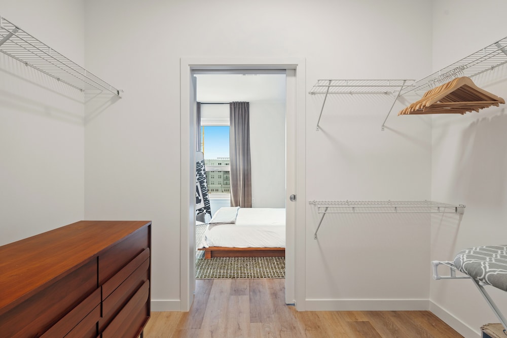 Luxury Apartments by Hyatus at Boston Everett