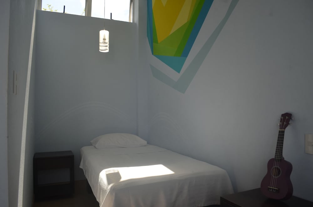 Room2Board Hostel and Surf School