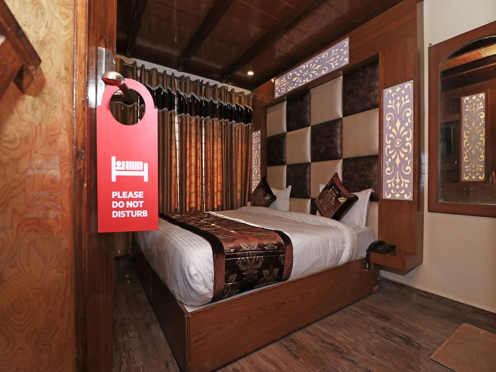 OYO 13654 Krishiv Residency