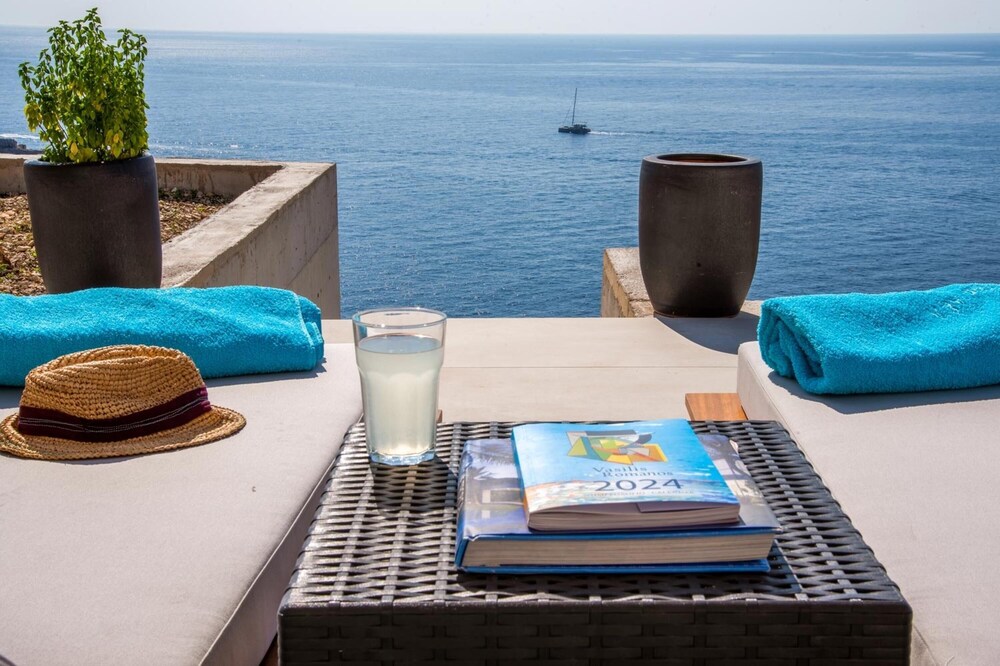 Seawhisper Villa in Paxi view 3