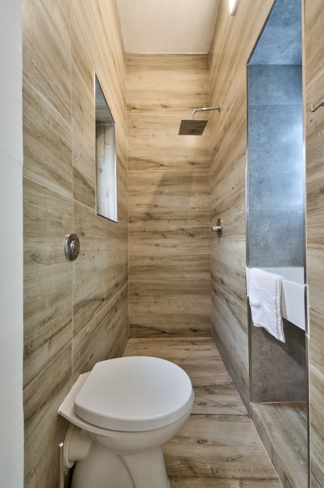 Tritoni Studios Valletta view 4