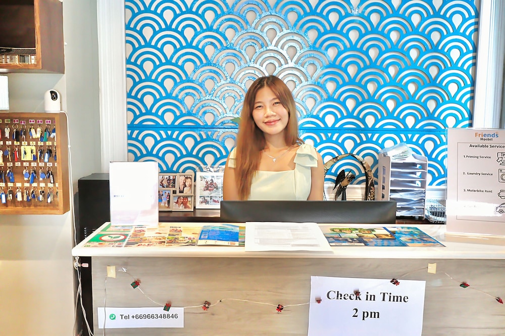 Friends Hostel - Phuket Airport