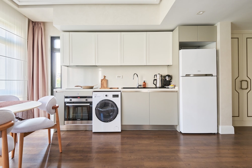 Taksim 360 Lagirio Residence