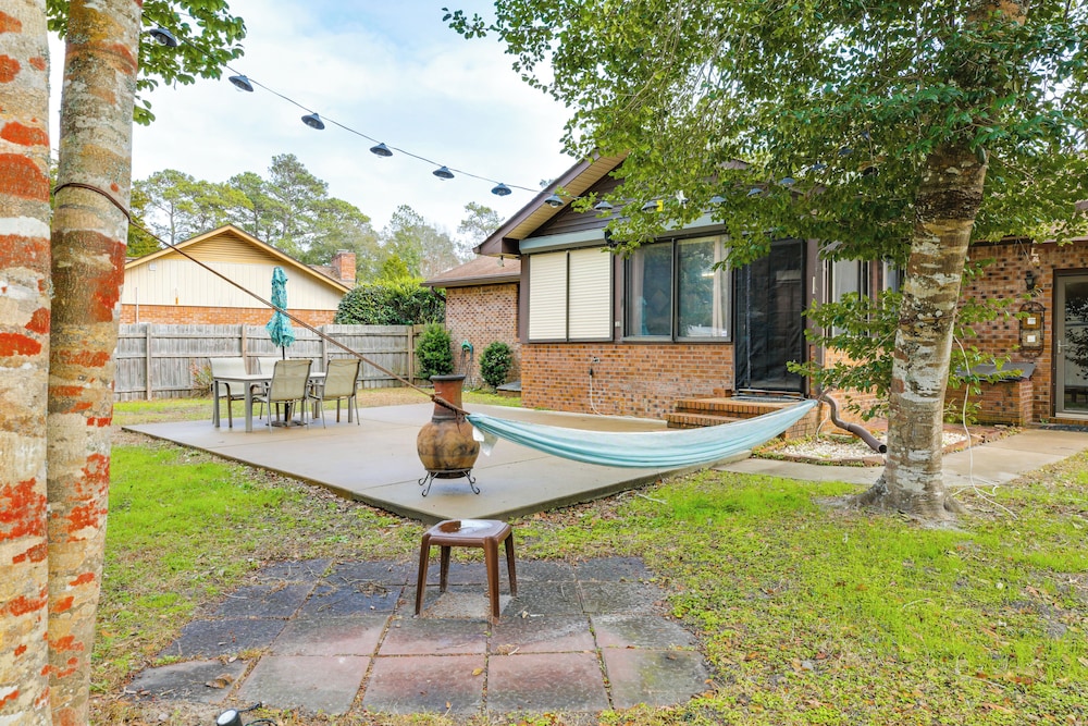 Cozy Home w/ Fenced Backyard in Sunset Beach!