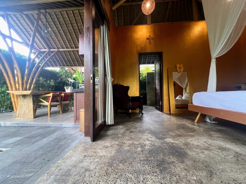 Joyously Raw Villas
