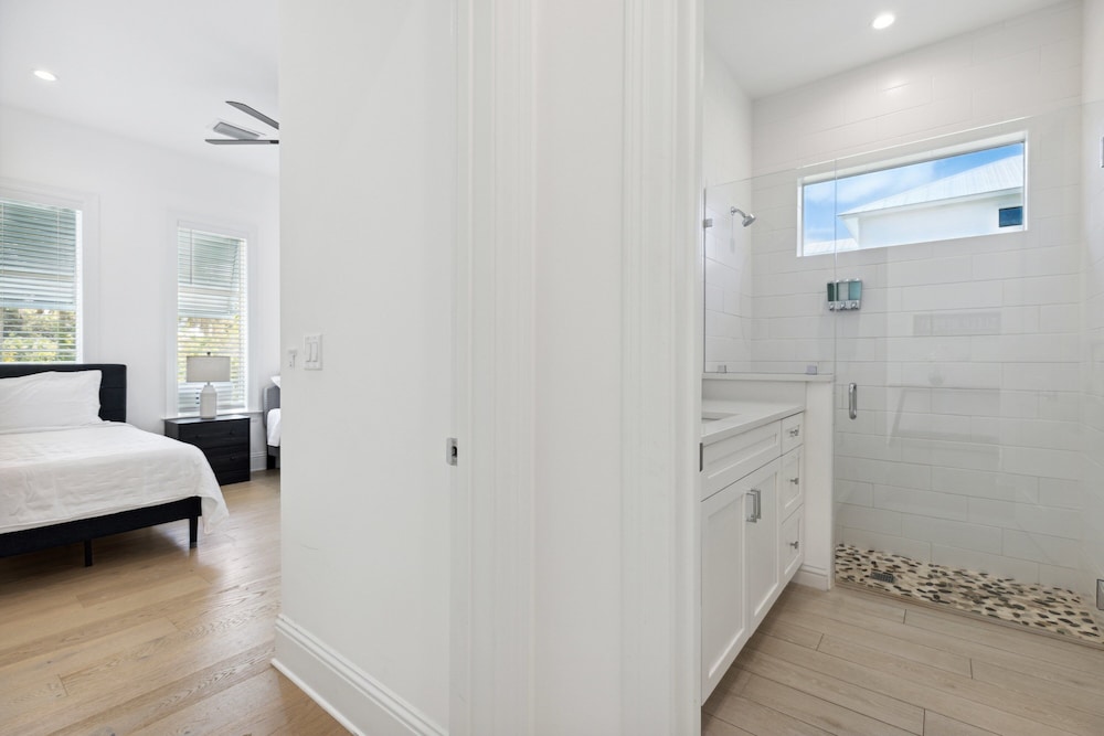 132 Ocean Estates Dr