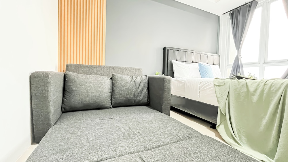 Good Deal Studio At Apartment Tamansari Bintaro Mansion