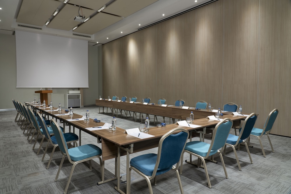 Novotel İstanbul Boğazı - Image 42