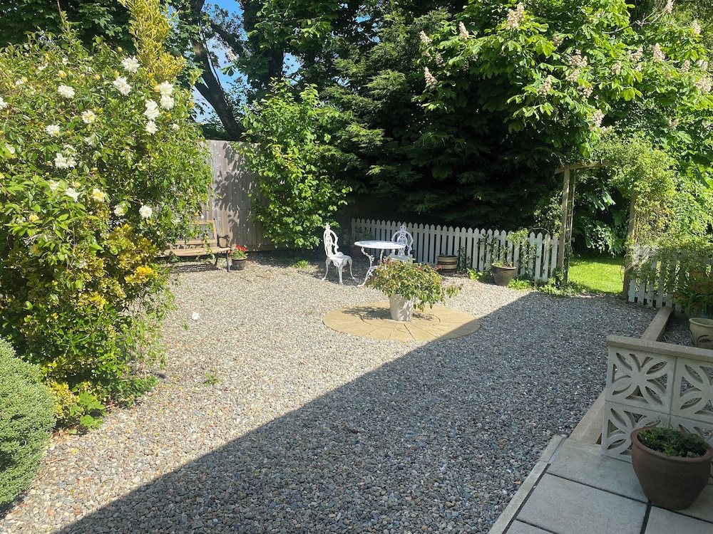 Bedw Arian Cottage
