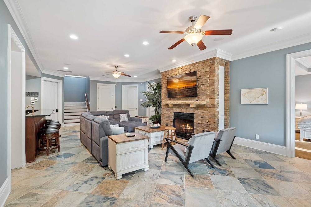 Livin' Large Lake Norman Estate w/ Pool, Dock, Game Room & Scenic Views