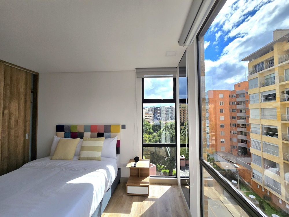 Urban Chico by Weeki