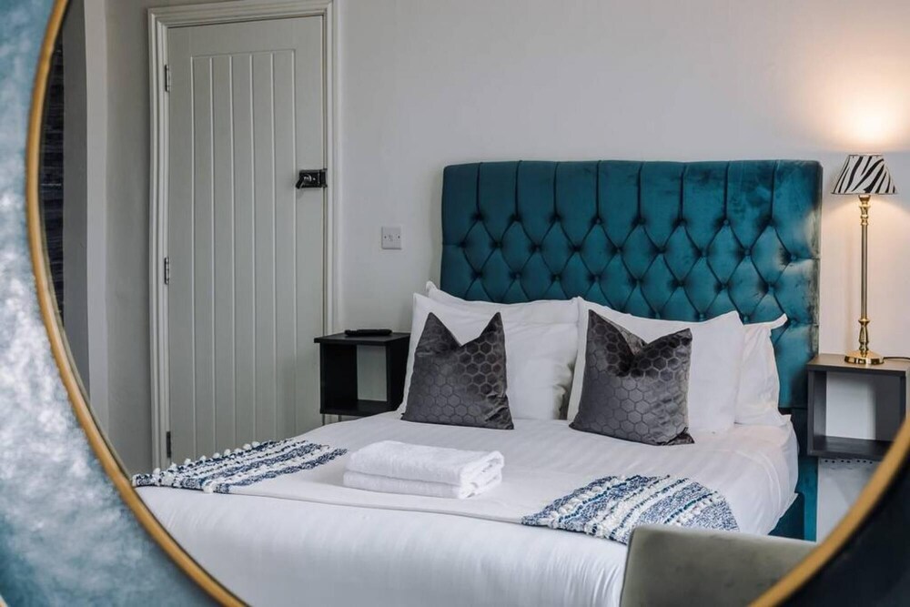 Host Apartments The Kensington Townhouse