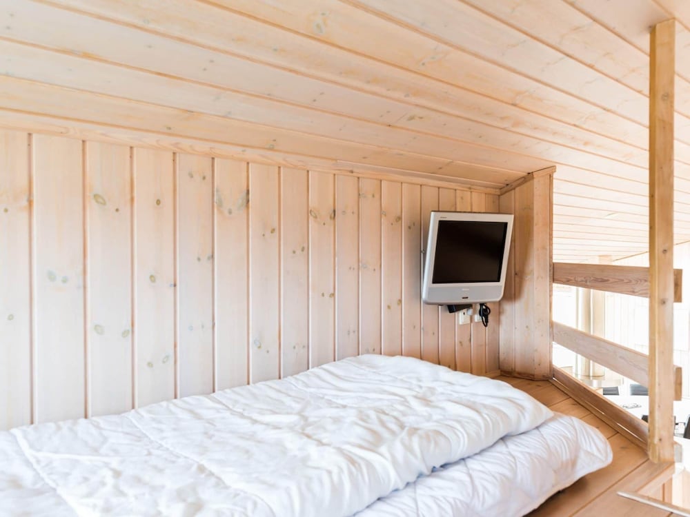 Seaside Serenity in Aaeurgab With Sauna-by Traum view 3