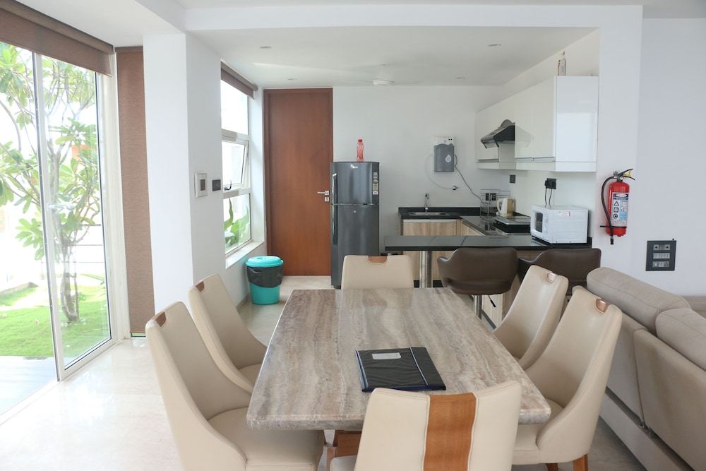 Luxe Loft Villa