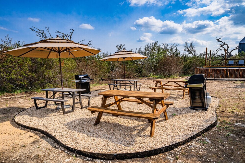 Harmonia Dome with KingBed and HotTub