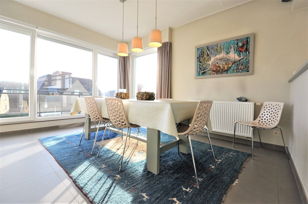 Apartment in Duinbergen Near the Beach