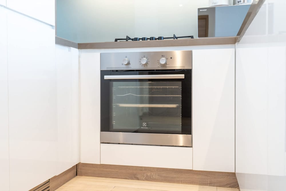 Luxury 1-bedroom in Dubai Marina That Sleeps 2