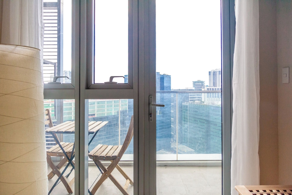 Uptown Park Suites Tower 2