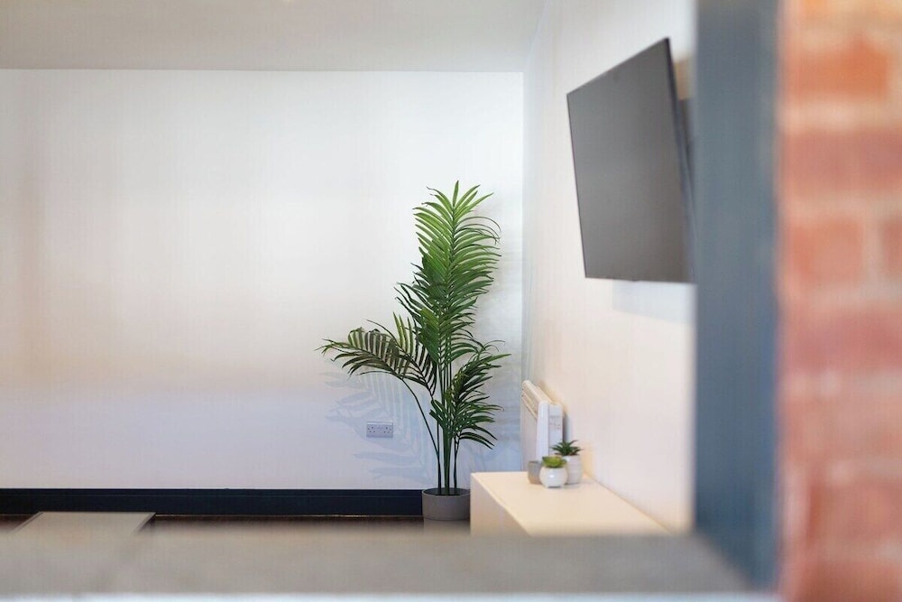 Luxury 2 Bedroom & 2 Bathroom Central Flat