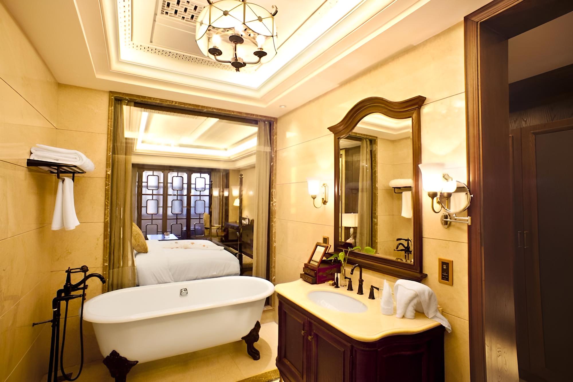Dockside Boutique Hotel