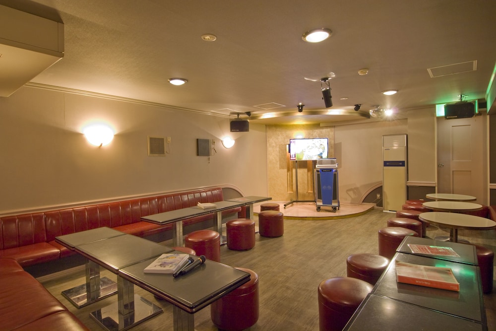 meeting & event spaces