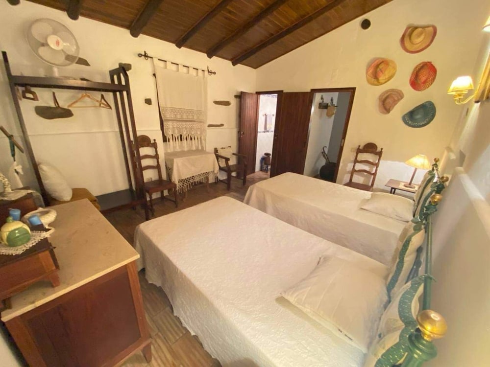 Serra do Caldeir o Private Pool Villa