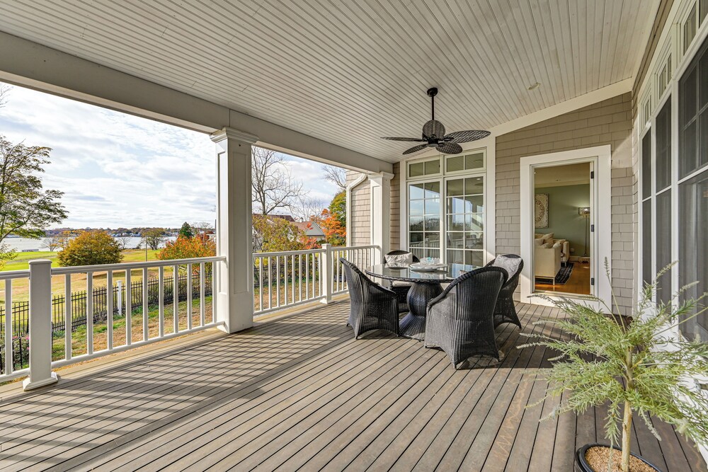 Groton Home < 1 Mi to Beach on Long Island Sound!