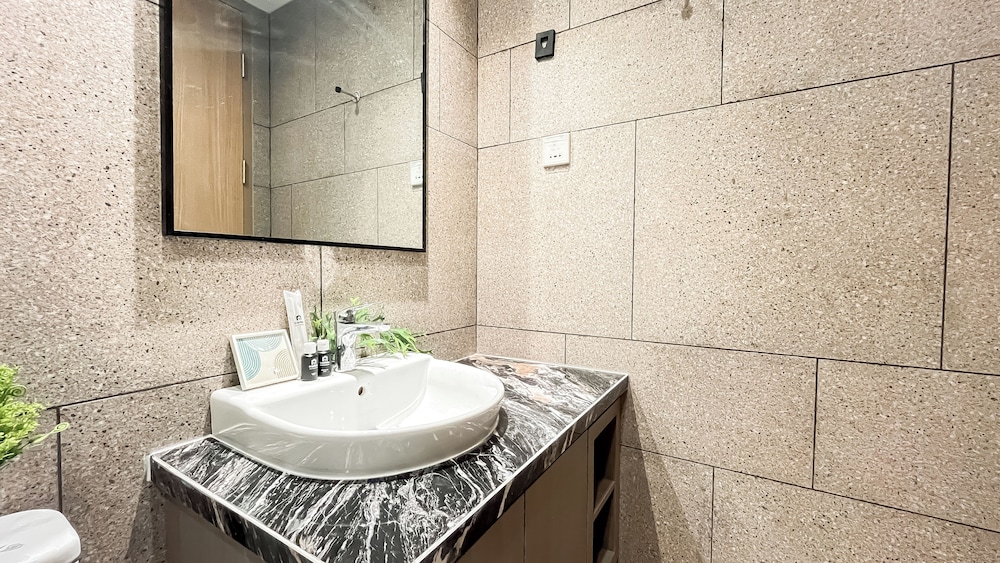 Strategic Studio At Antasari Place Apartment